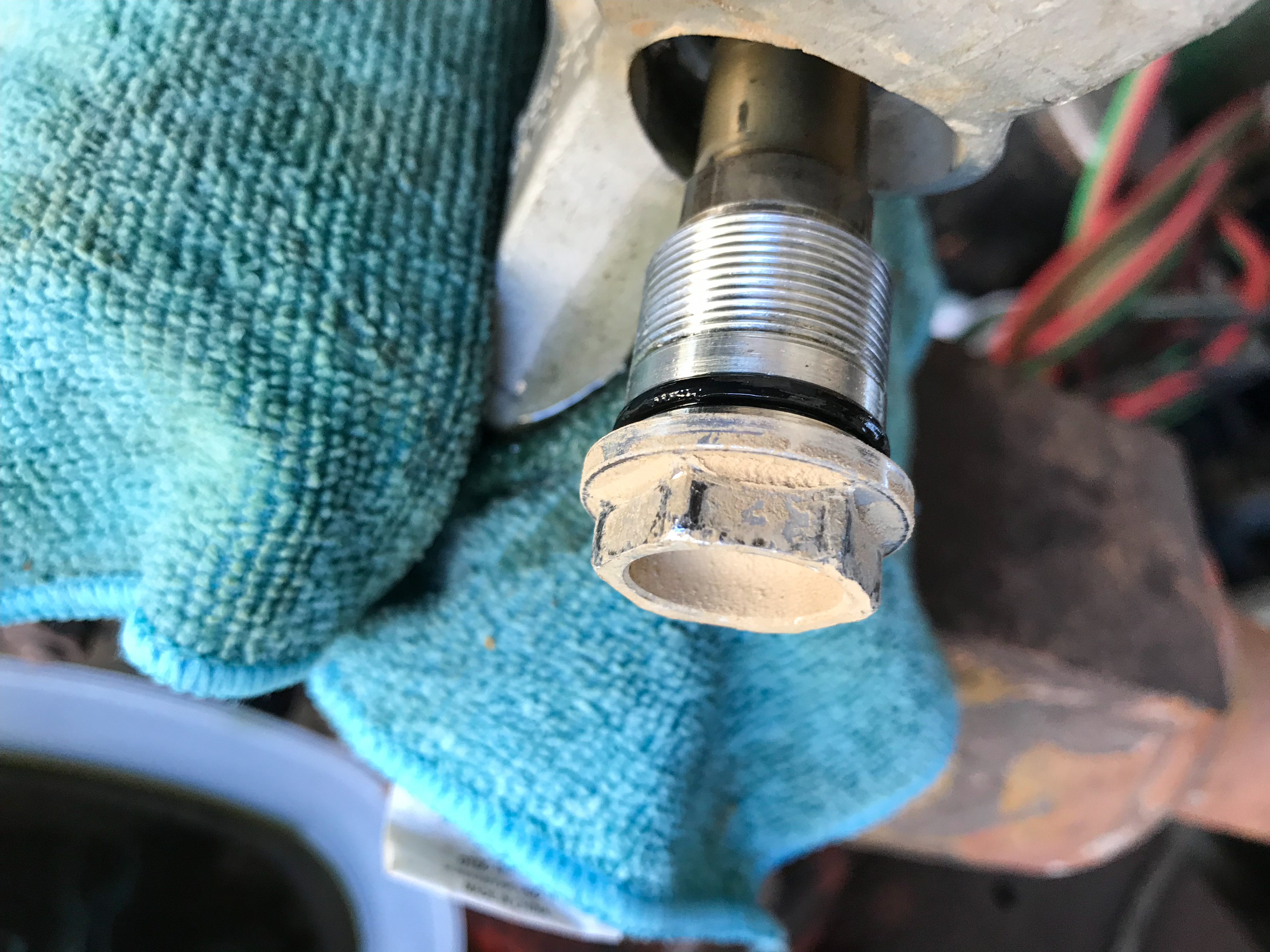 StepbyStep Guide to Replacing Fork Seals in your Dirt Bike